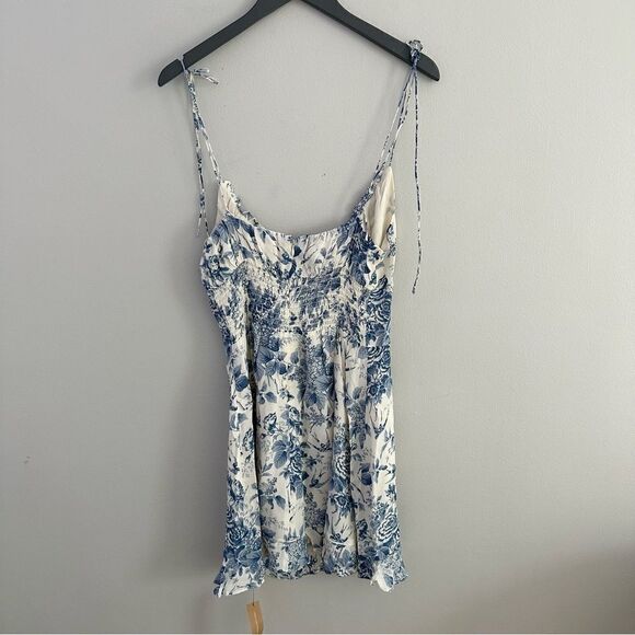 Reformation Esther Dress in Pompadour - Picture 8 of 9